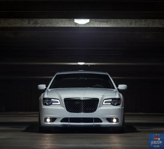 克莱斯勒300s,克莱斯勒300加长车