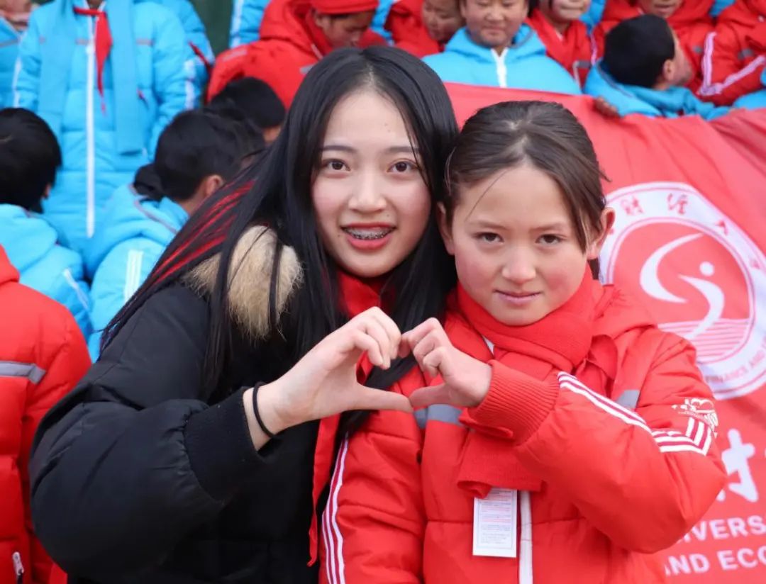 善行100志愿者照片,善行100志愿者报名