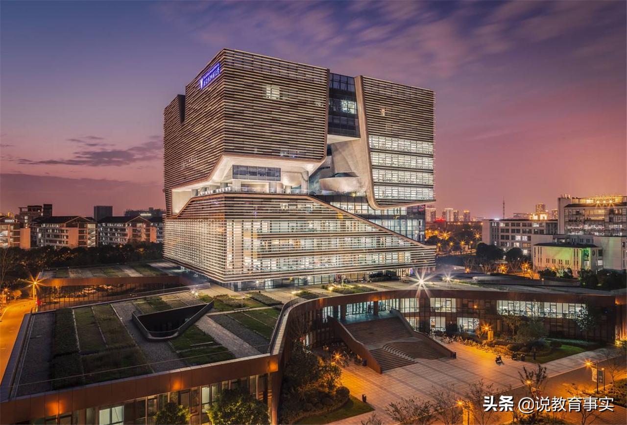 最值得报考的985中外合作办学专业,学费低的中外合办大学