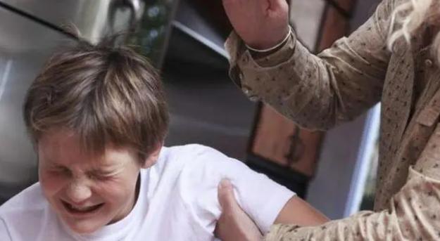 孩子太任性了该怎么管教,孩子青春期鱼缸法则