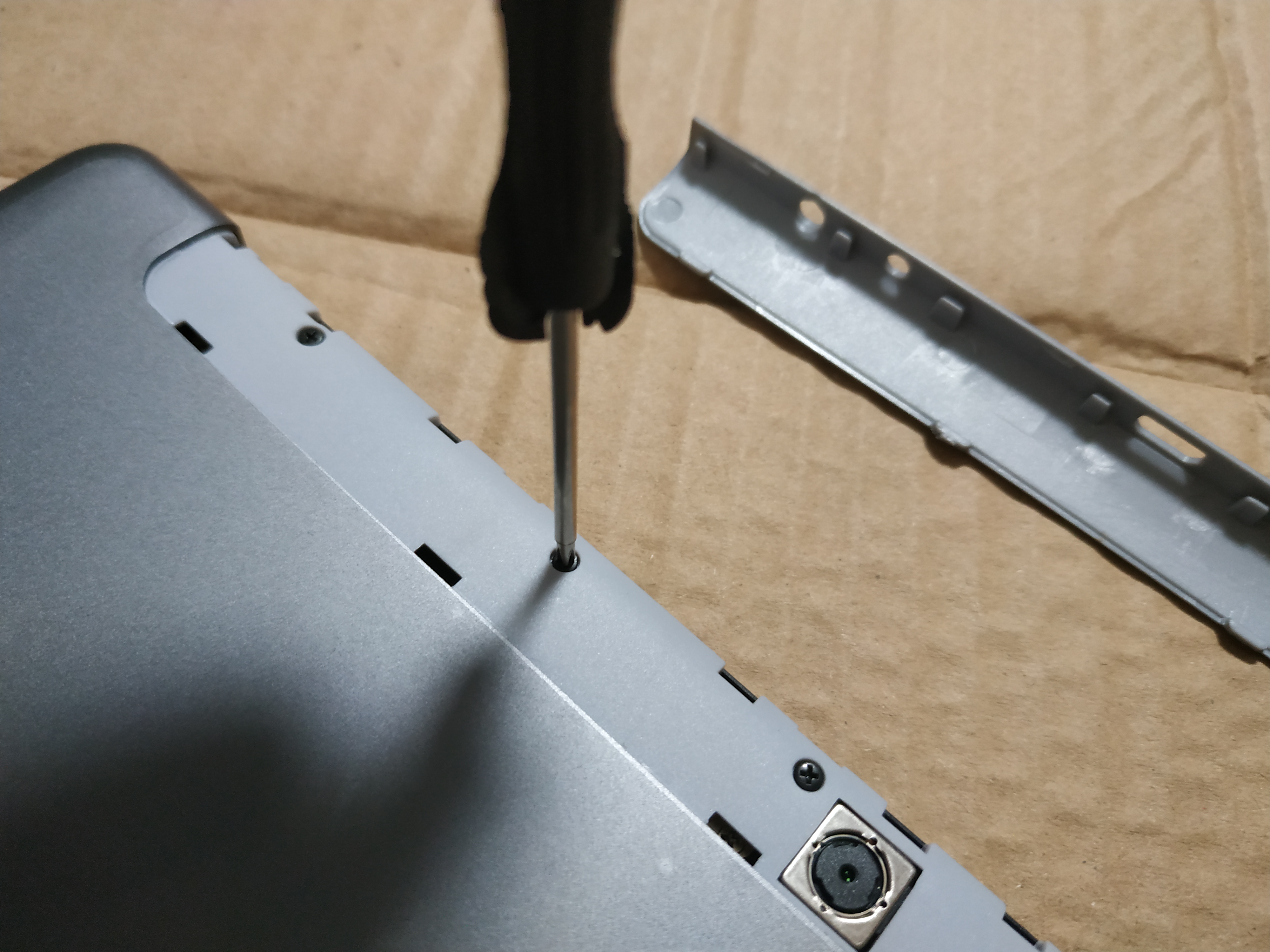 平板电脑外屏自己怎么换,苹果平板电脑换外屏多少钱