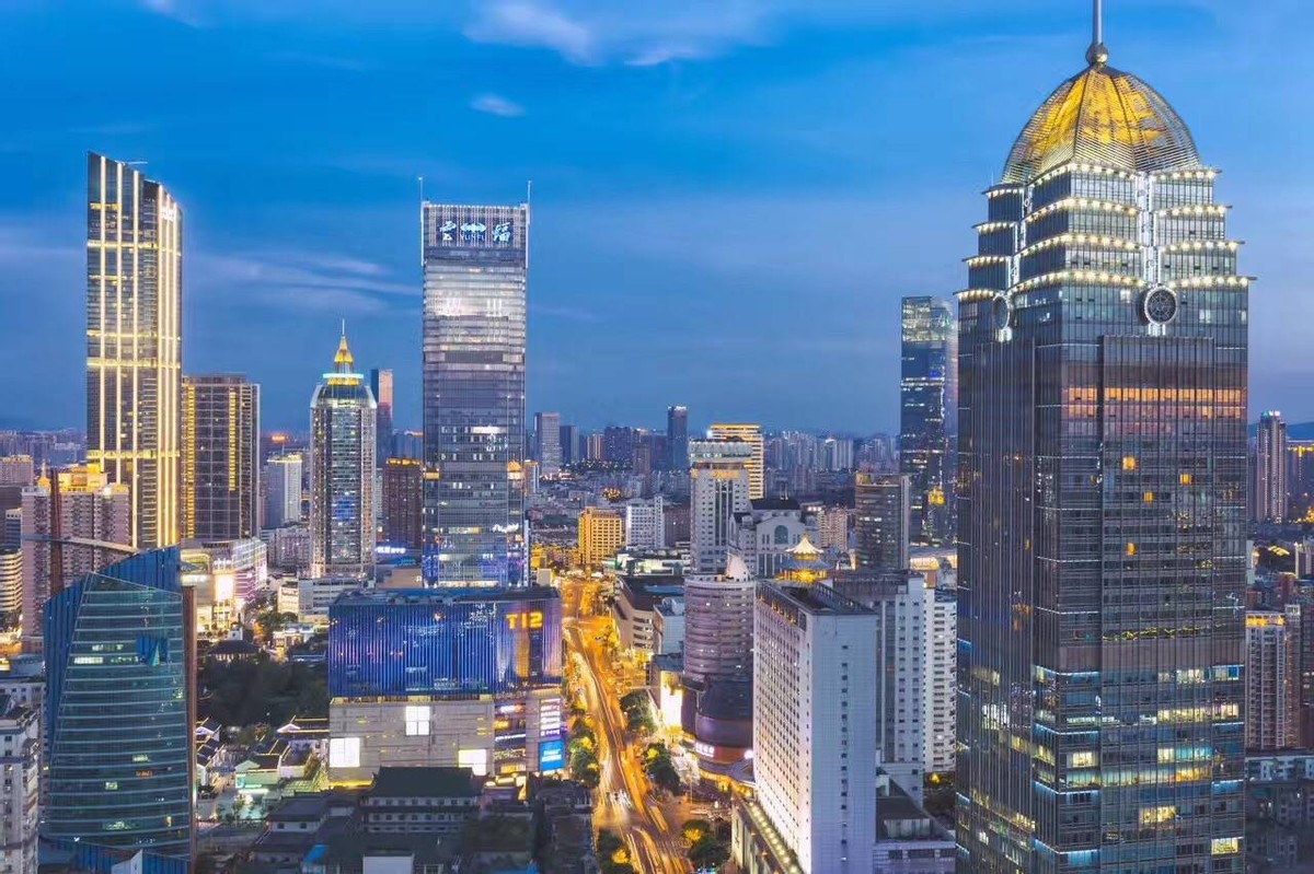 美食、音乐、巡游……这个“双节”的中山路不简单