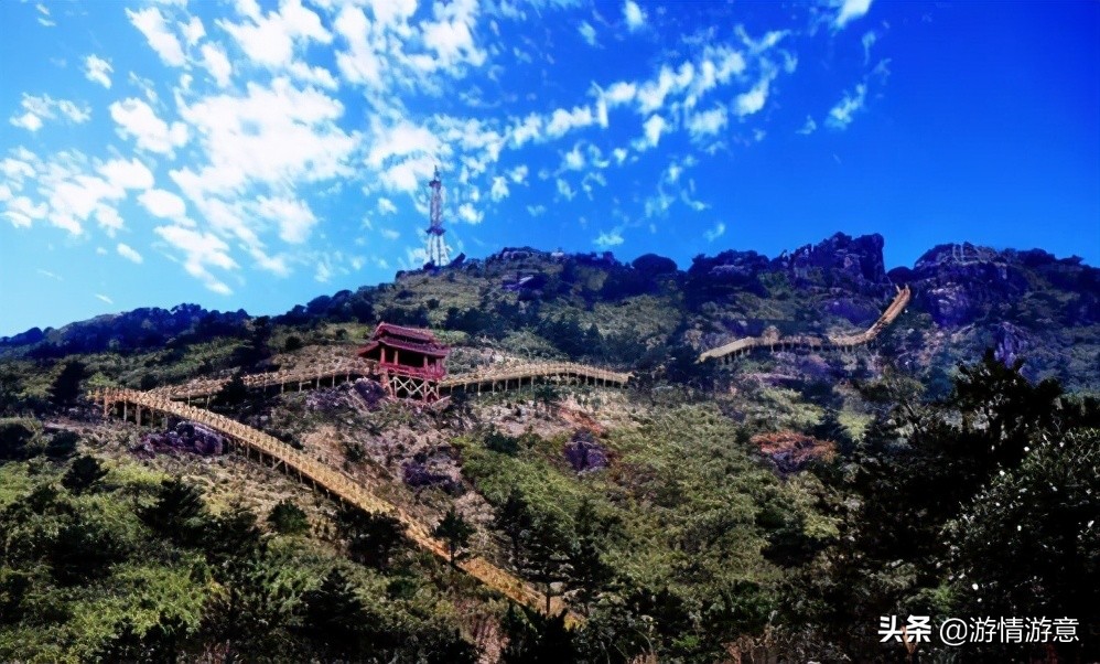 这座九仙山，素以“奇如黄山，秀如泰山，险如华山”而著称