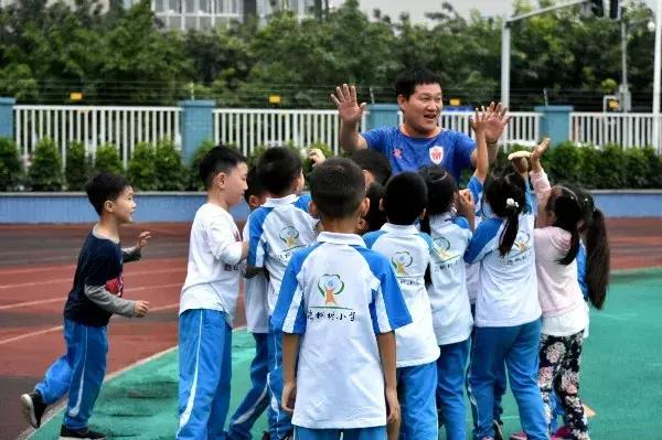 踢球吧少年完整版免费观看,踢球吧少年下集