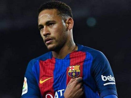 收入达10亿美元c罗成足坛第1人,足坛第一人c罗收入将突破10亿美元