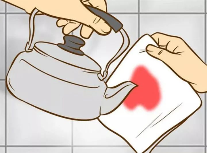 白墙红酒印渍怎么去除,去除红酒渍小妙招用白葡萄酒