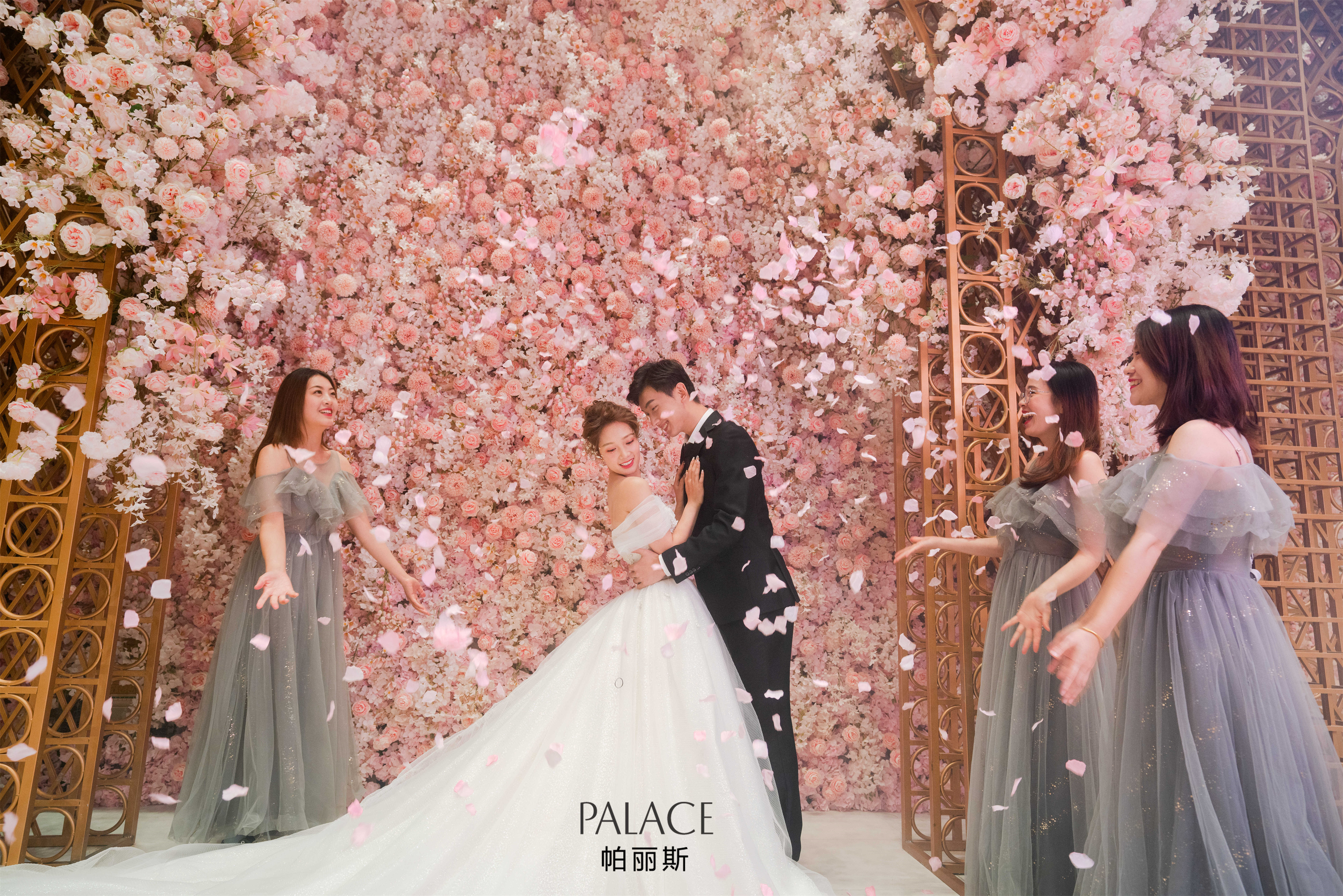 预订婚宴的十大坑,线上订酒店与线下订有什么区别