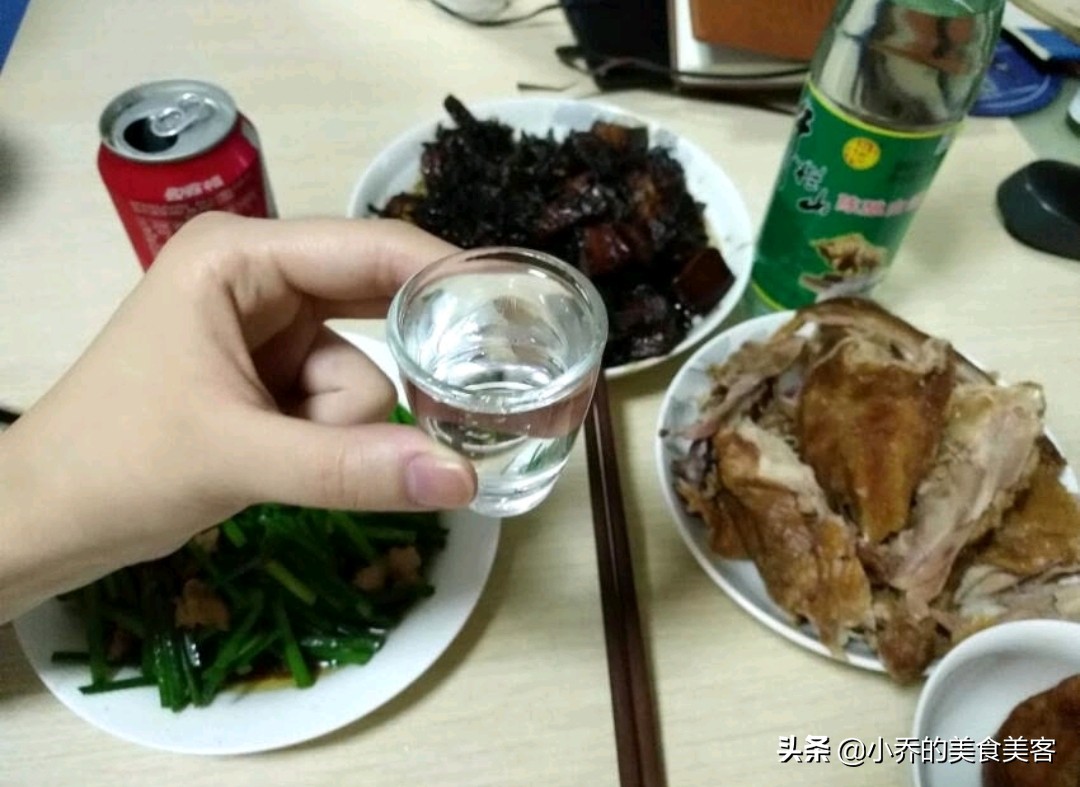 20块钱的一瓶牛栏山是勾兑酒吗,15元一瓶牛栏山酒图片