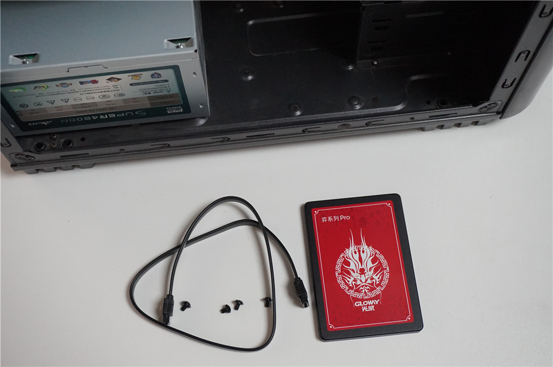 光威固态硬盘960g,光威固态悍将固态硬盘速度