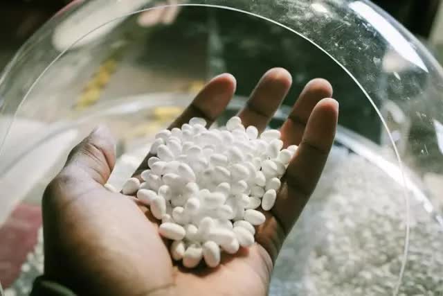 阿迪达斯boost可以超越耐克吗,阿迪达斯boost能超过耐克吗