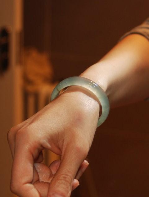 40岁，华枝春满；40岁，也悲欣交集