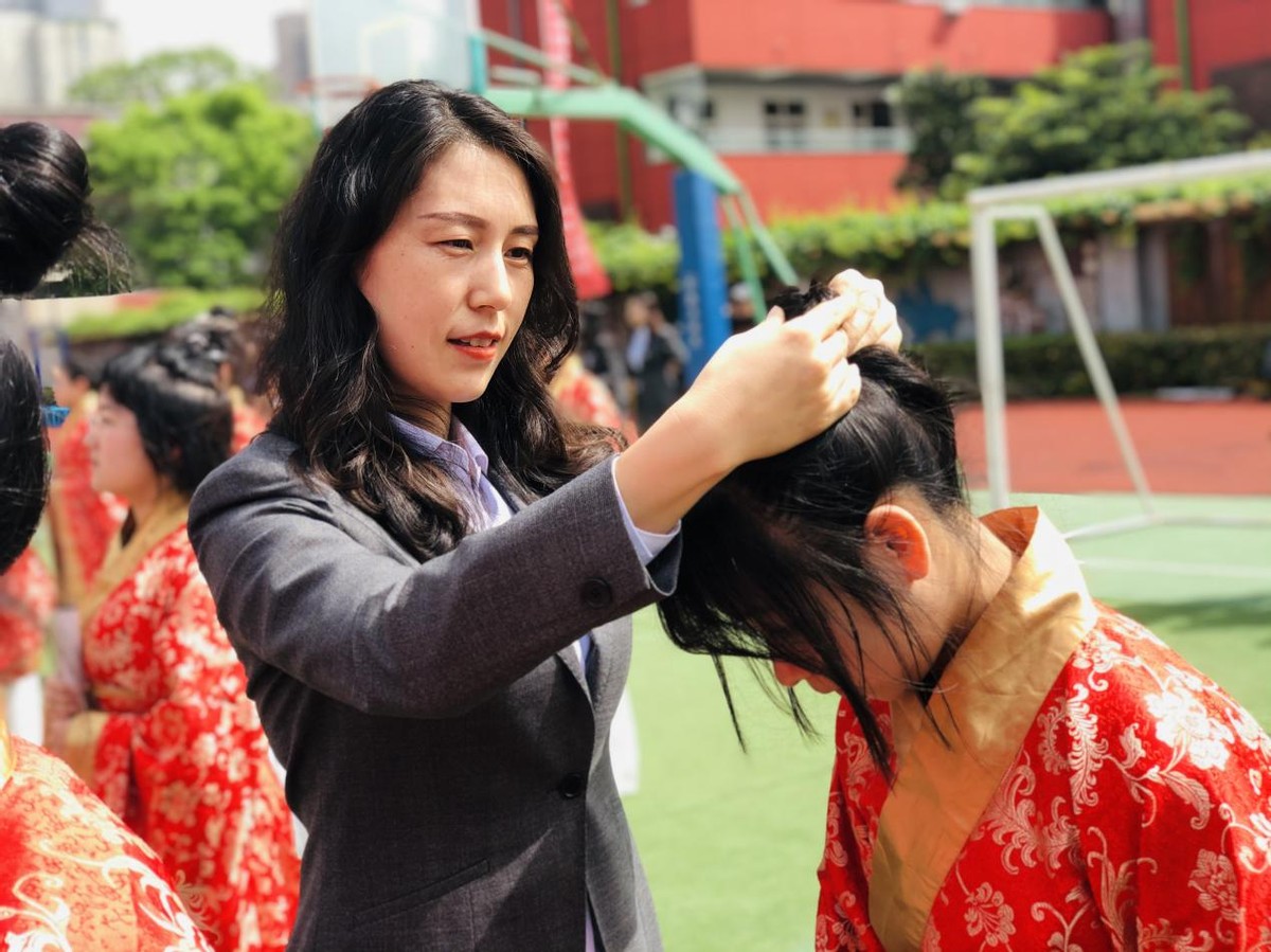 鲜衣怒马少年时不负韶华且行知——西安东仪中学汉式成人礼圆满举行