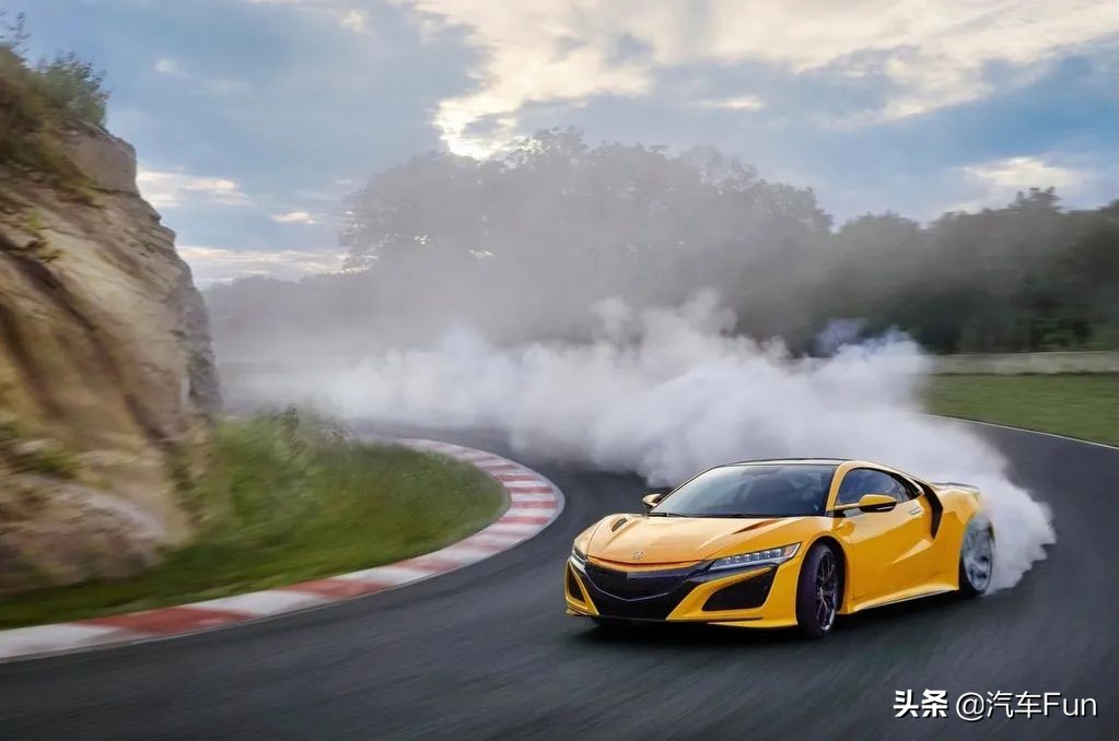 宝马z4与supra哪个好,supra和z4出自什么平台