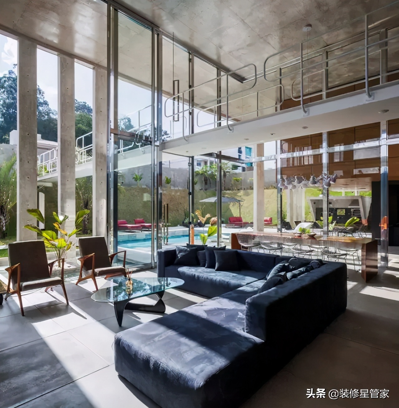 客厅太空旷怎么布局,客厅太空了怎么布置要好点