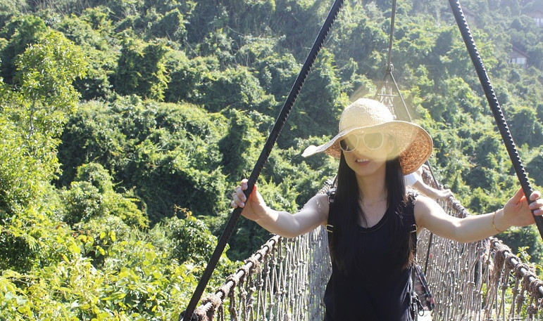 广州自驾去三亚旅游攻略,三亚自驾去新疆旅游攻略