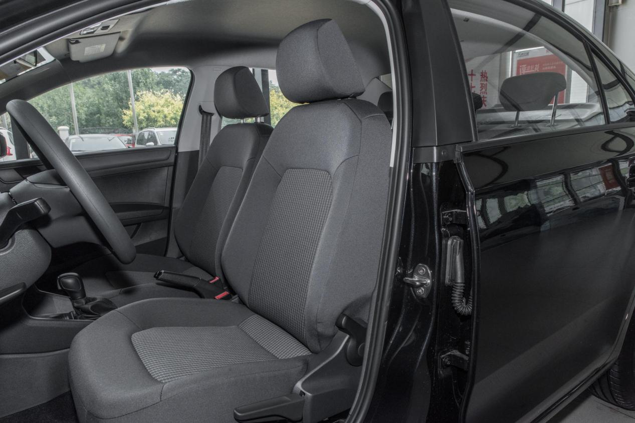 驾校的桑塔纳是哪款,桑塔纳真的皮实耐用吗