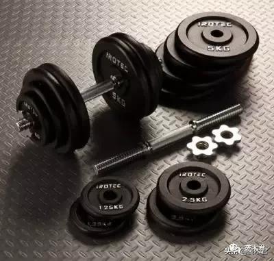 秋季偏瘦成熟男生搭配,偏瘦的男生如何穿