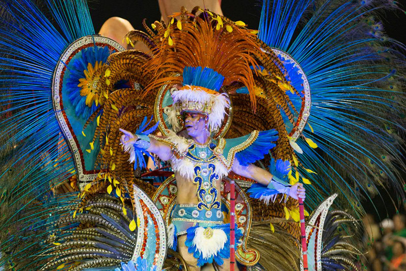 疫情下的巴西，天堂与地狱仅一街之隔，同在耶稣庇佑下的两种人生