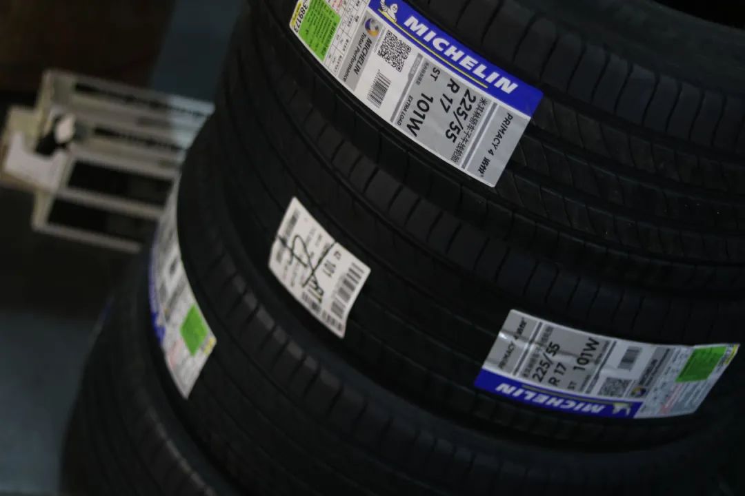 英菲尼迪g37s翻新,翻新英菲尼迪q70l