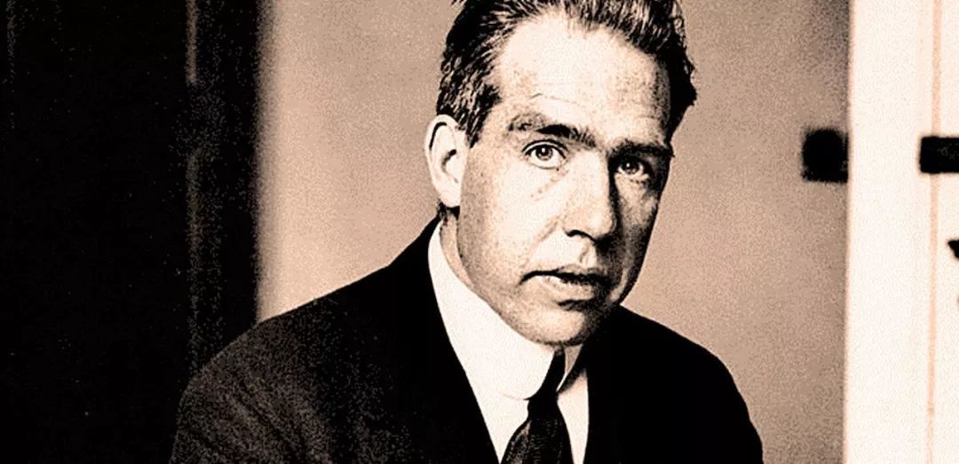 玻尔与爱因斯坦,爱因斯坦和玻尔到底谁是对的