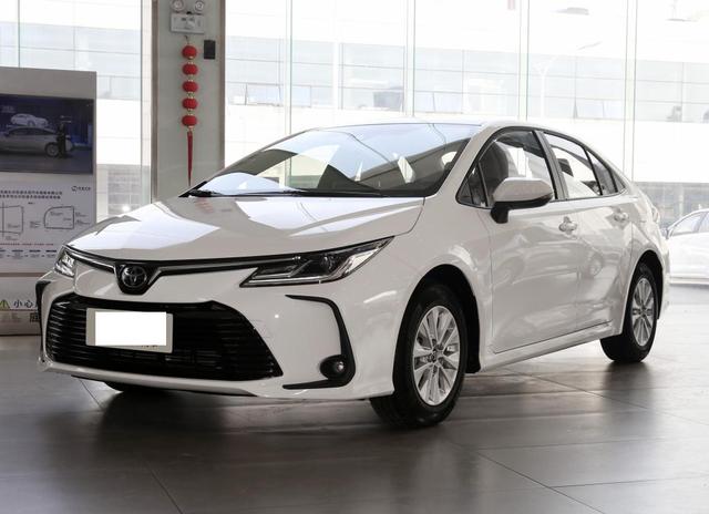 11万放弃朗逸提了丰田卡罗拉，开了5400公里，车主说出真实感受