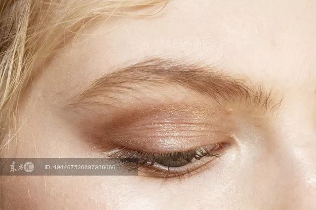 EIGSHOW丨鞠婧祎、李艺彤的仙女春夏妆容能让你美出新高度!