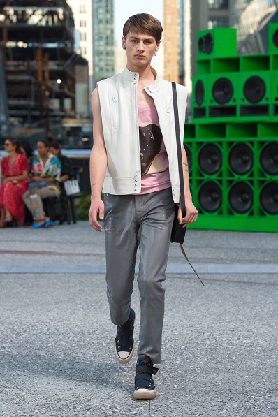 coach蔻驰有不良言论吗,coach蔻驰商标是什么样的