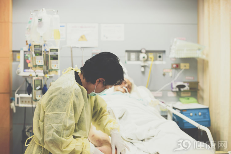 癌症晚期可以实行安乐死吗,癌症晚期疼痛严重可以安乐死吗