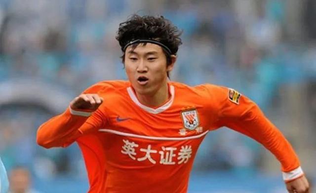 巴蒂斯图塔和里瓦尔多来中国,巴蒂斯图塔左脚踢球