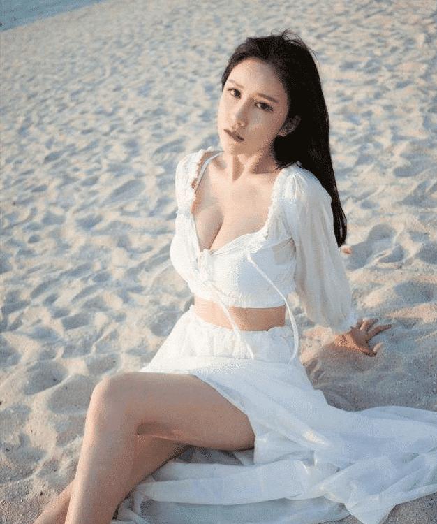 五一美女露营野餐,旅游露营技巧