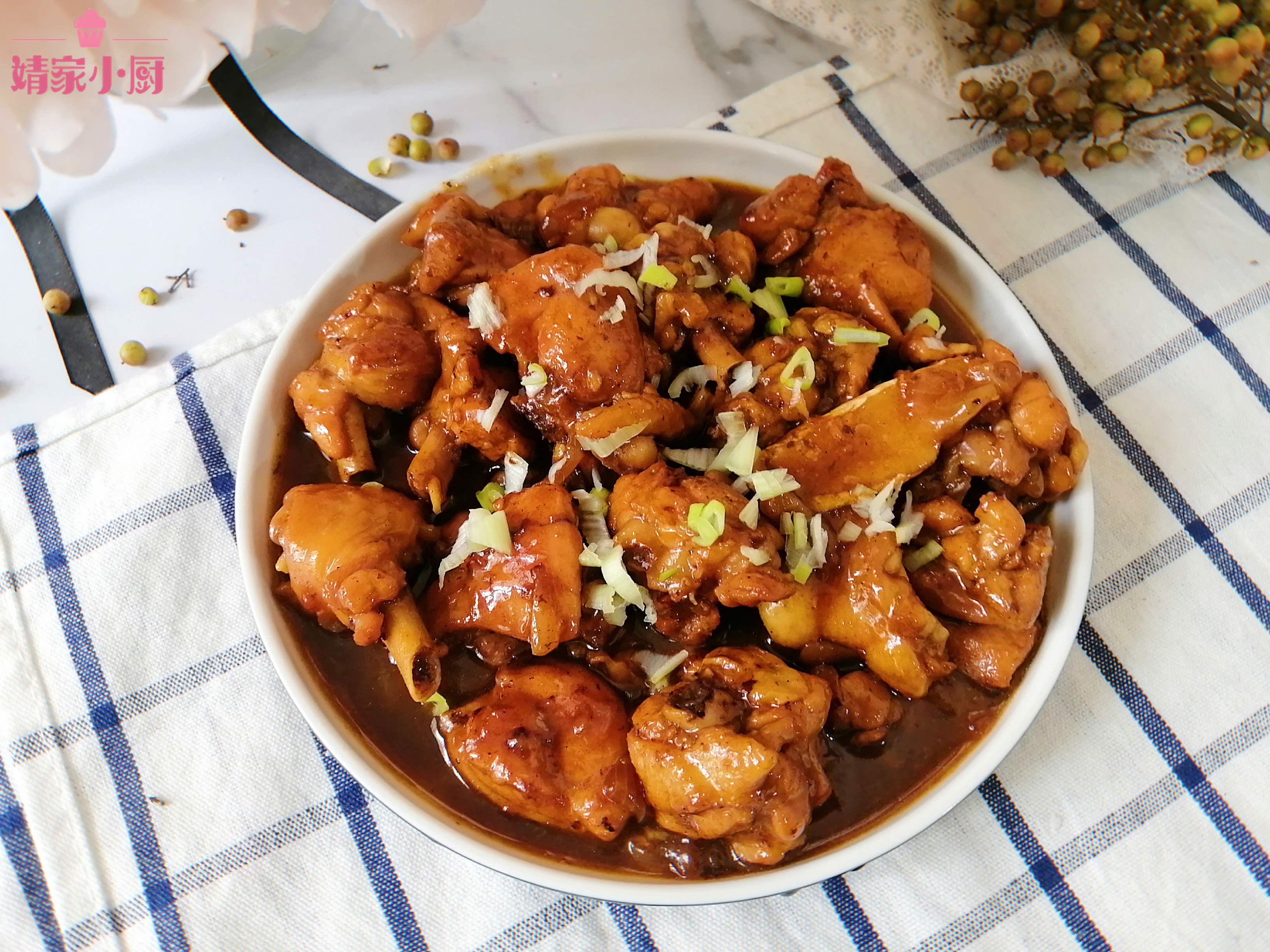 教你在家制作三杯鸡味道鲜美诱人,家常三杯鸡简单做法