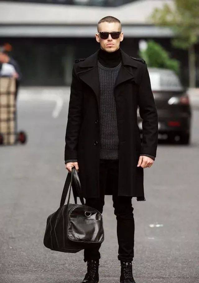 高领羊毛衫扎脖子处理最简单方法,高领小技巧