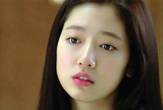 头型扁是睡的吗,头型是扁的