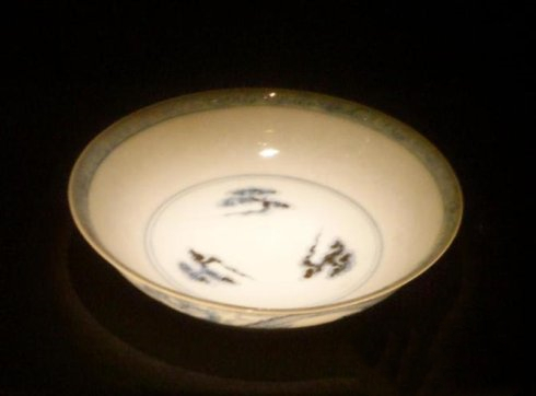 识别洪武釉里红瓷器真假特征,洪武青花鉴定真假