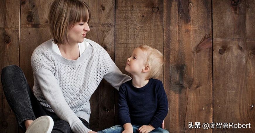 老是被人玩脑子怎么办,年轻人为什么不容易被洗脑