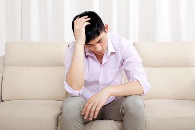 跟同事关系不好怎么相处,不会说话不会和同事相处怎么办