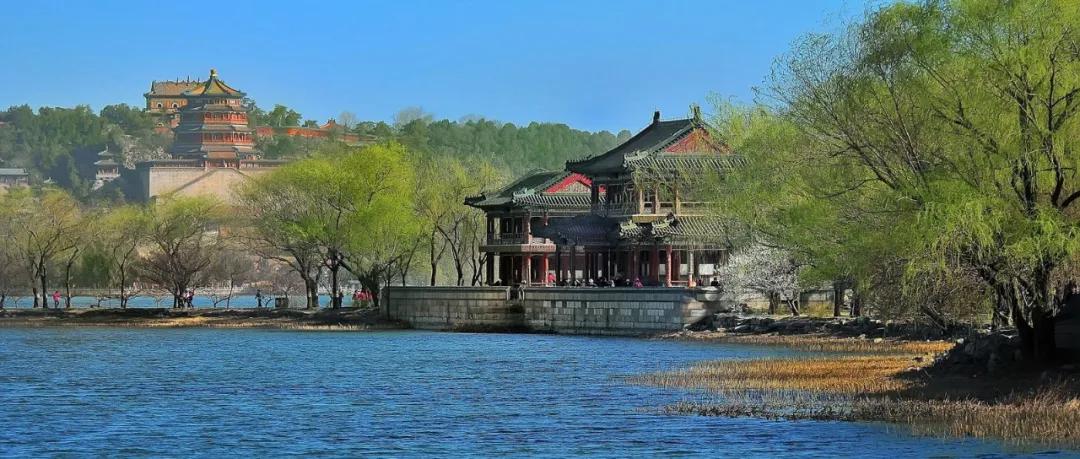 这些历史瞬间值得铭记,这些不堪回首的历史