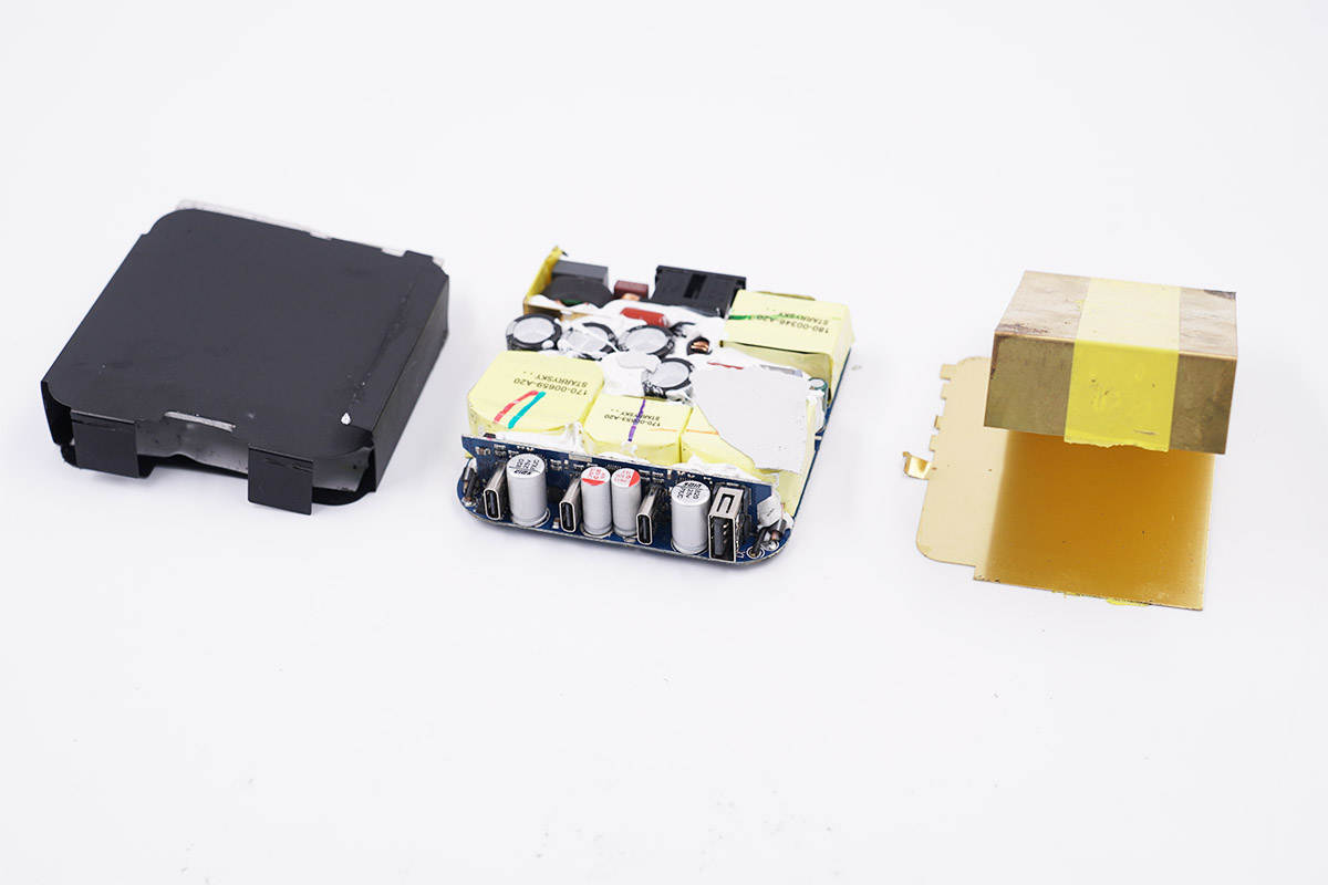 绿联45w双口快充拆解,绿联20瓦双口快充拆解