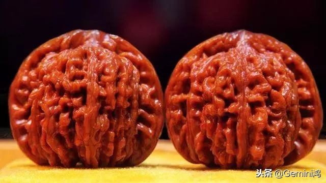 高价跳水核桃,价格跳水最快的文玩