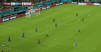 乌拉圭球星苏亚雷斯技术,苏亚雷斯和格列兹曼谁放左路右路