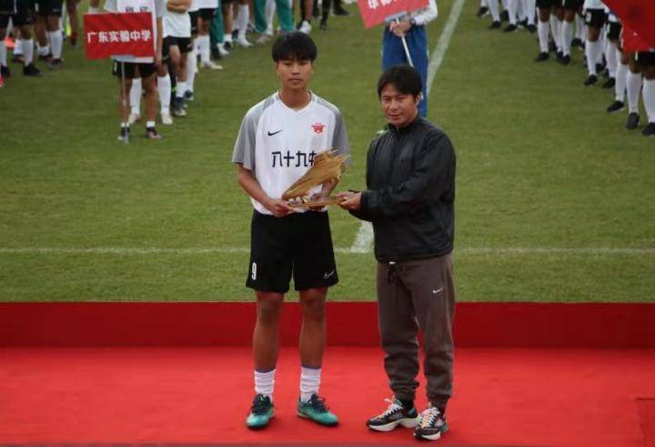 广州名校足球赛,广州中小学足球联赛冠军