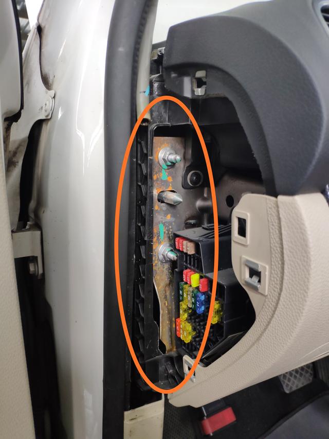 高尔夫七代天窗漏水能彻底解决吗,高尔夫6天窗漏水处理教程