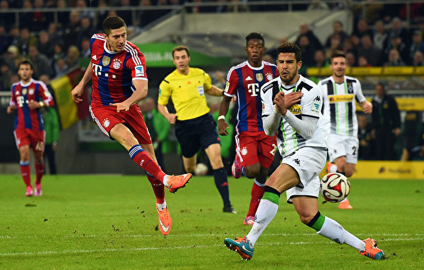 莱万多夫斯基帅视频,莱万多夫斯基波兰进球