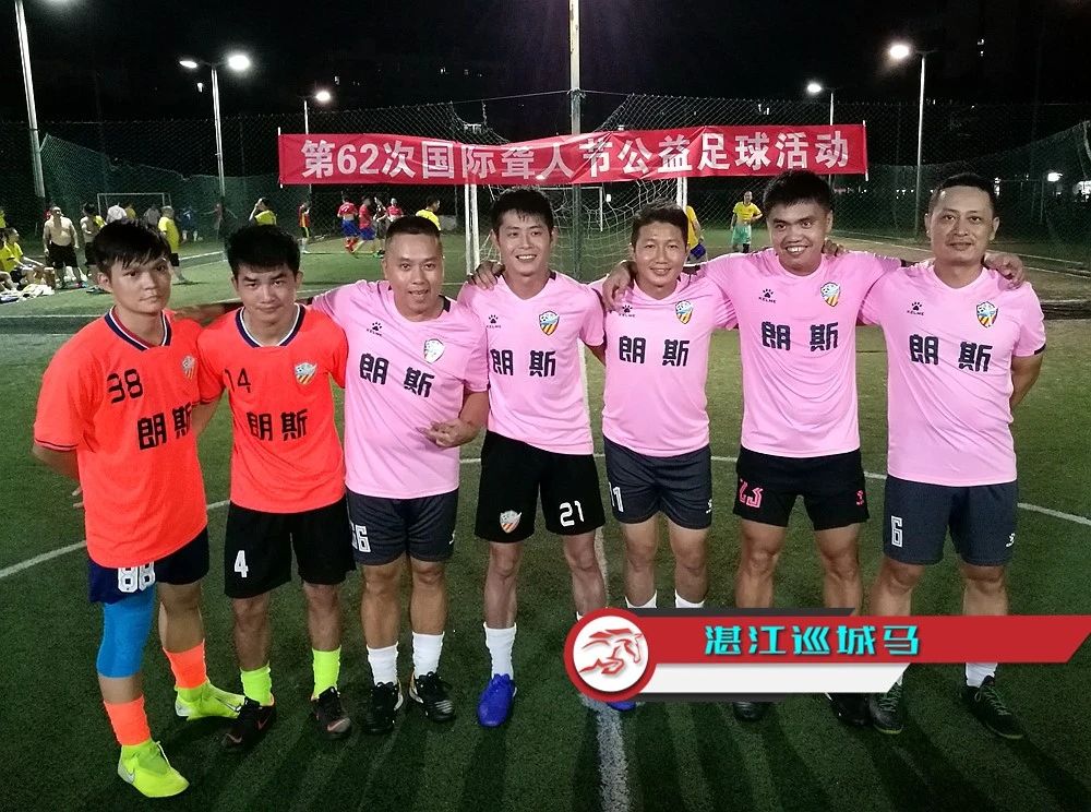 看这个视频，大家一定会为他点赞