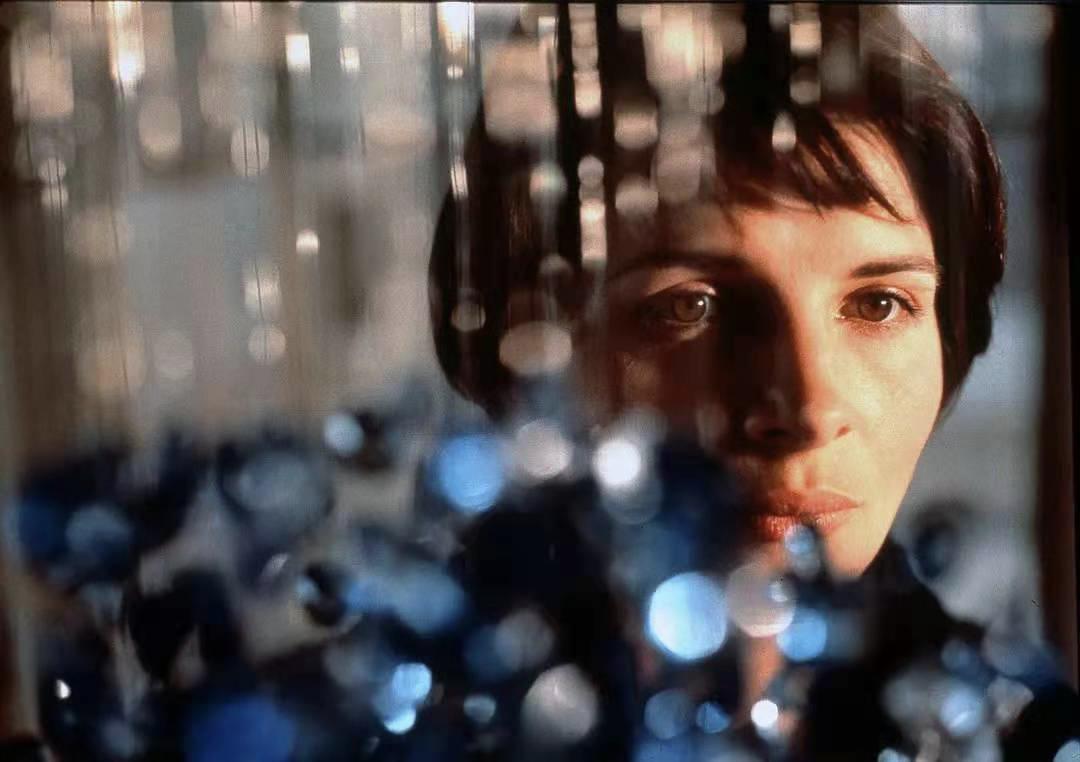 女警察与罪犯的爱情电影,关于女警察与死刑犯的电影