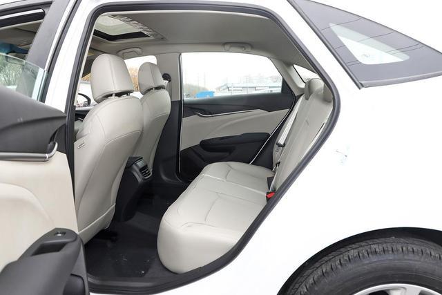 别克英朗换装1.6t发动机,别克英朗四缸的典范版