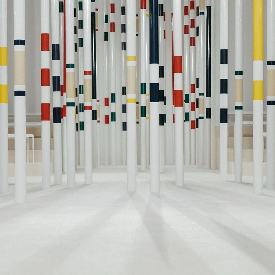 奢侈品下场battle卖口红，爱马仕、周仰杰，该买哪一支？