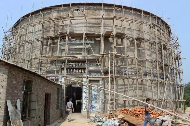 91岁老奶奶打造一座千年瓷宫,80岁老人打造千年瓷宫在哪