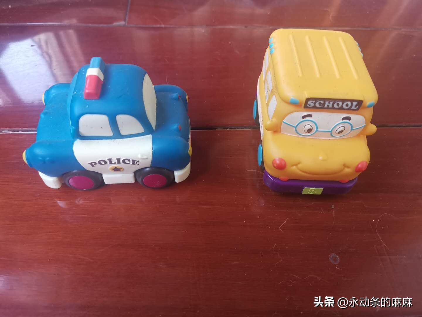 2年给儿子买了100辆玩具车是什么体验？祭出我的玩具车购买攻略