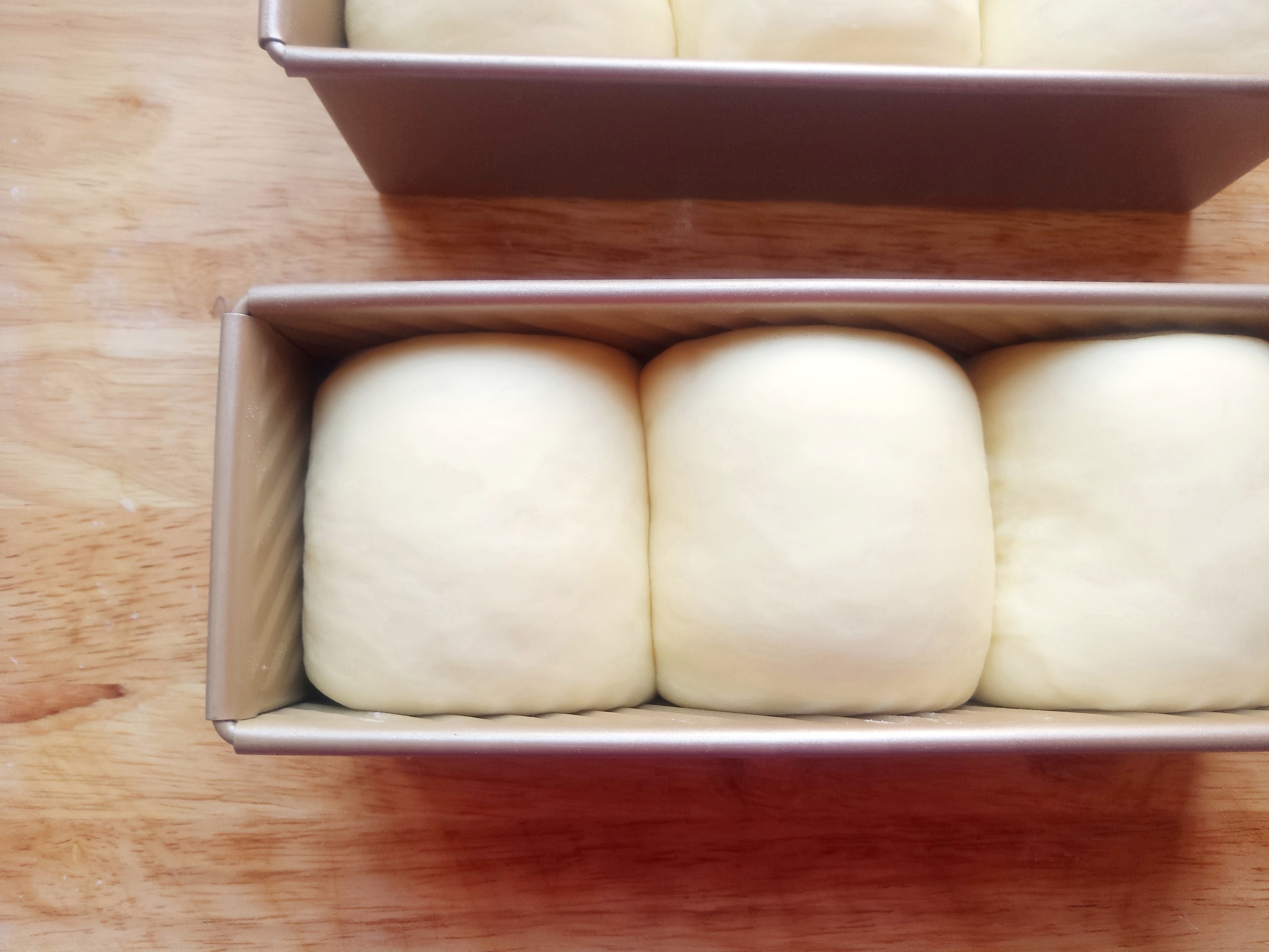 自制吐司家常做法,自己做吐司要想柔软好吃又拉丝